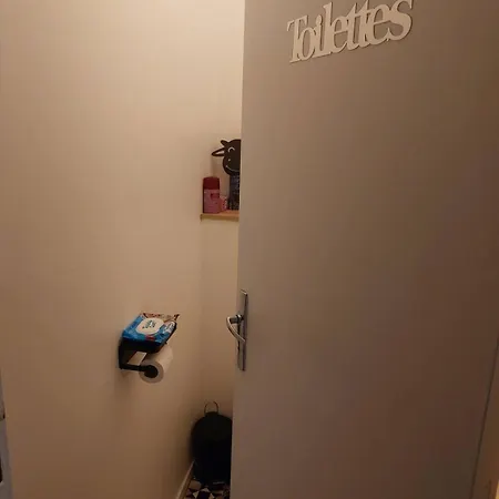 Alloggio in famiglia Privee Avec Petit Bureau